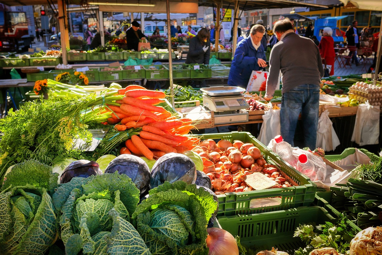 Local Markets in Phnom Penh, Siem Reap, and Battambang: Things to Do in Cambodia